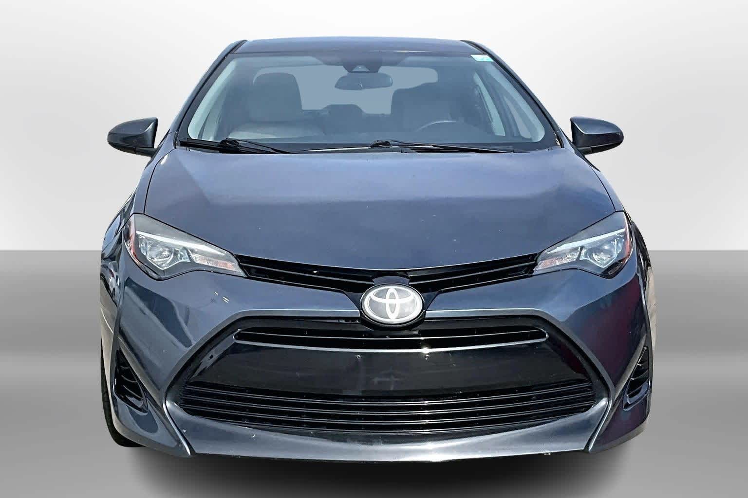 Thumbnail: 2018 Toyota Corolla - 3