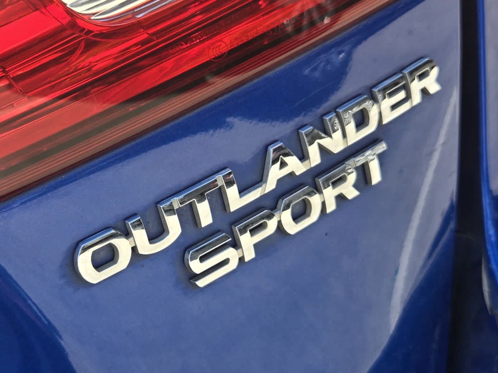 Thumbnail: 2019 Mitsubishi Outlander Sport - 7