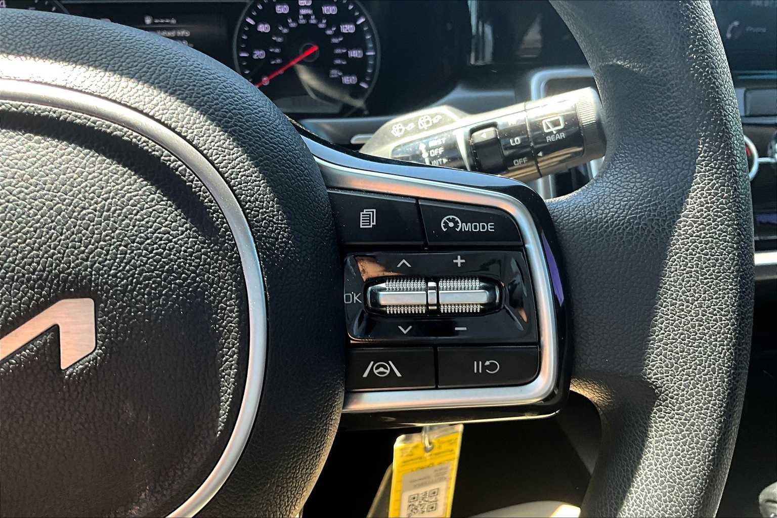 Thumbnail: 2022 Kia Sorento - 19