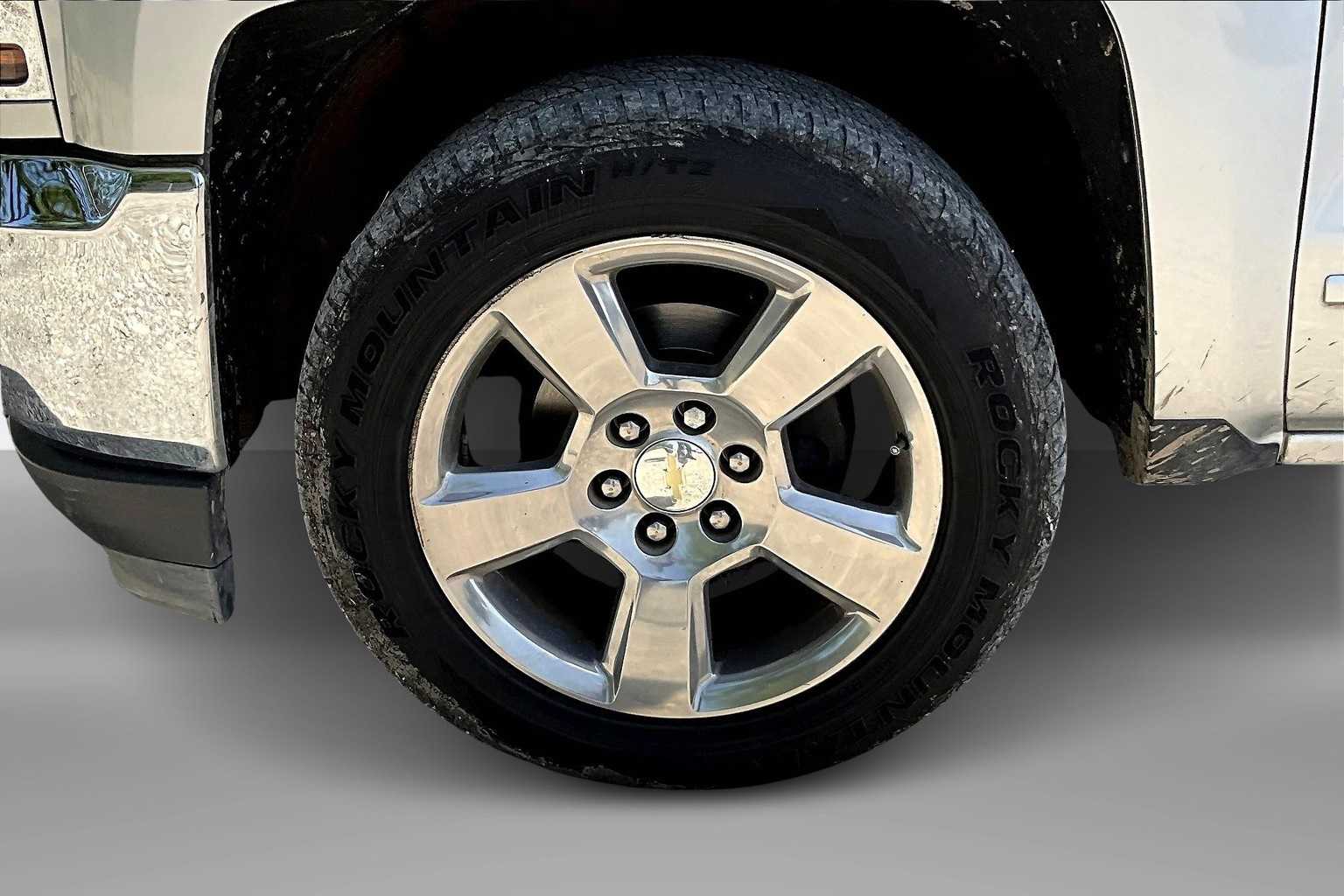 Thumbnail: 2018 Chevrolet Silverado 1500 - 8