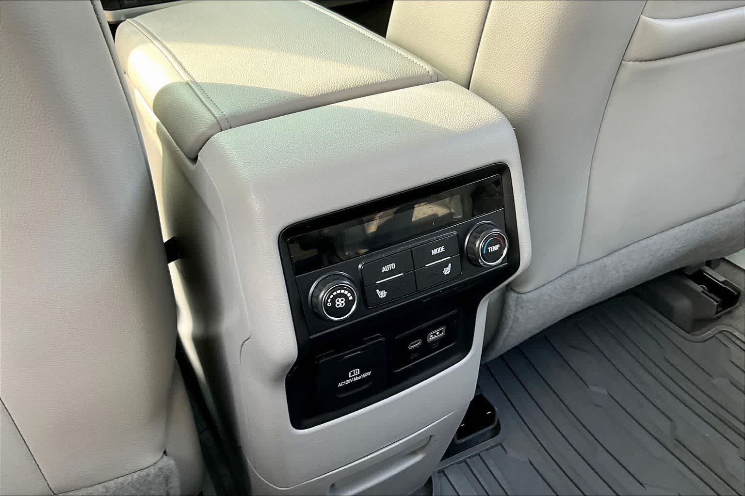 Thumbnail: 2020 GMC Acadia - 21