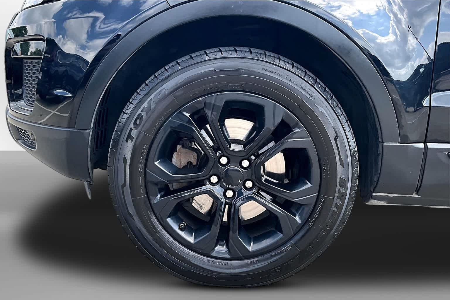 Thumbnail: 2019 Land Rover Range Rover Evoque - 7