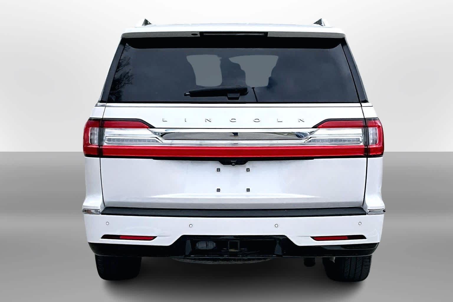 Thumbnail: 2018 Lincoln Navigator - 4