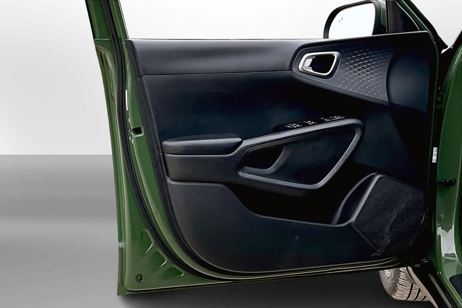 Thumbnail: 2021 Kia Soul - 17