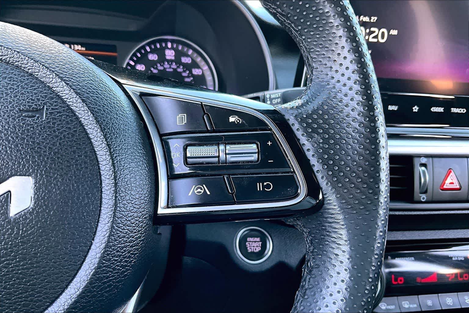 Thumbnail: 2023 Kia Forte - 17