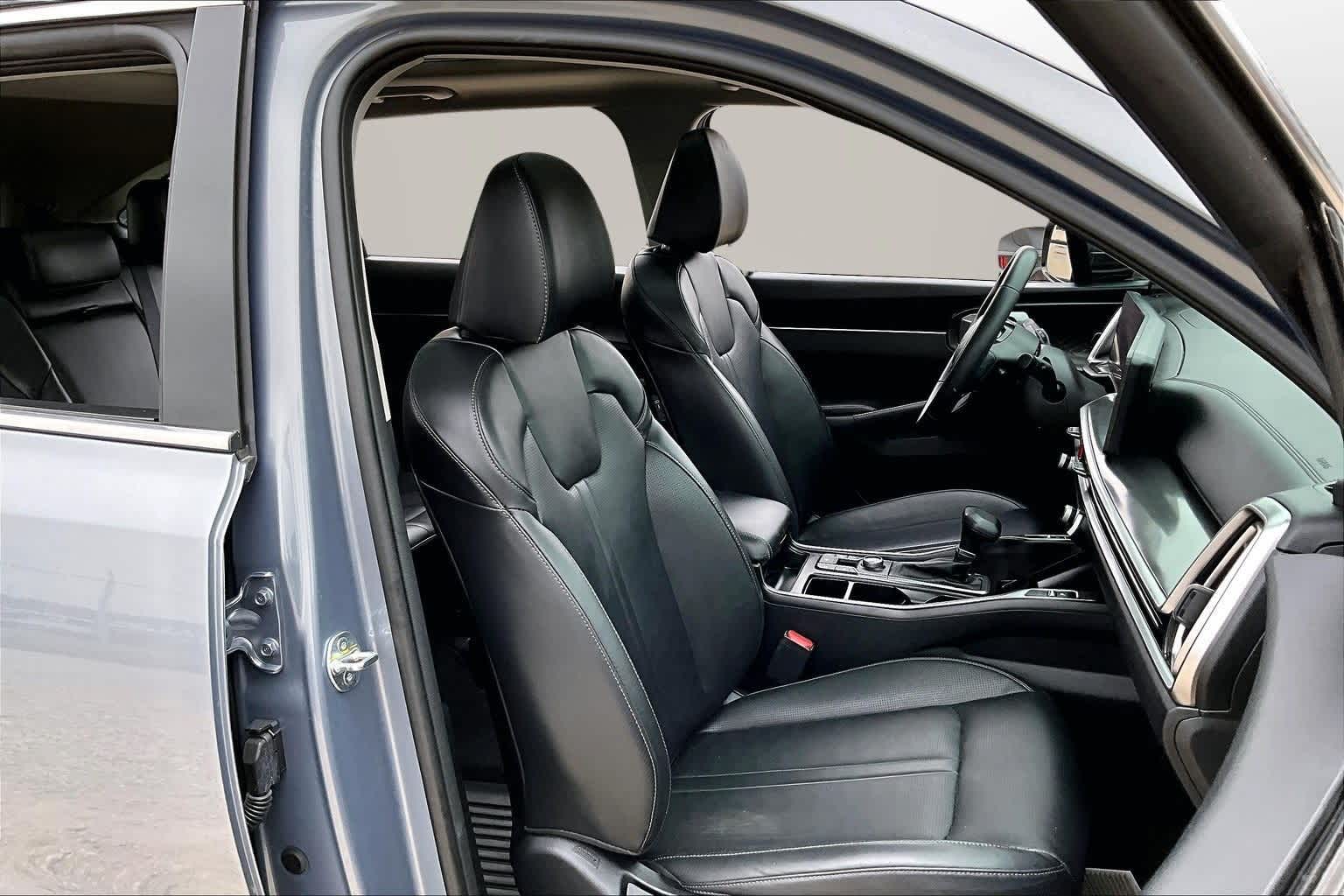 Thumbnail: 2024 Kia Sorento - 7