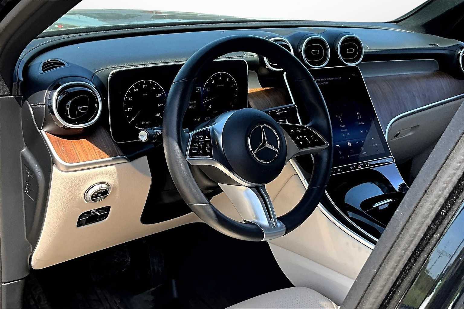 Thumbnail: 2024 Mercedes-Benz GLC - 12