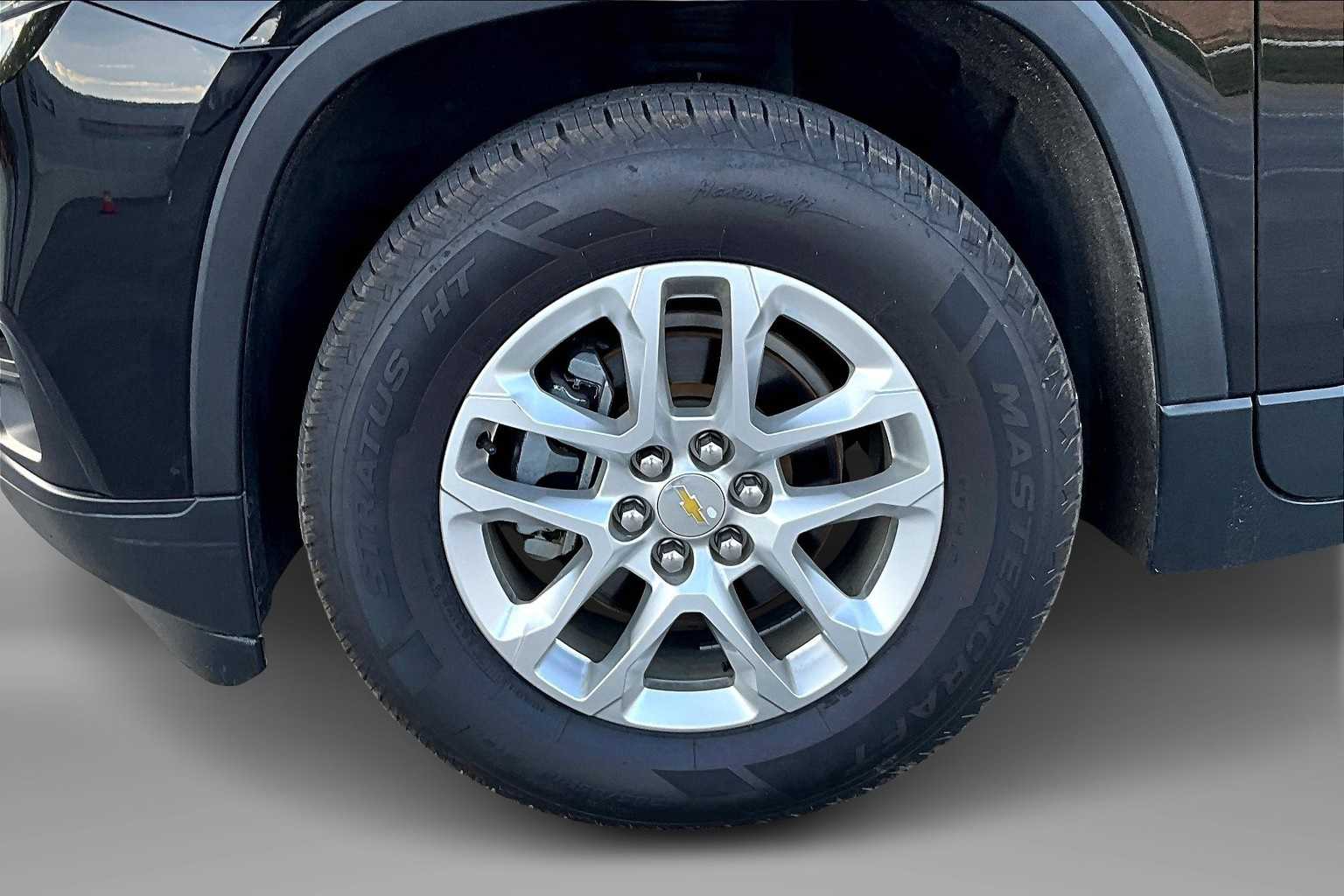 Thumbnail: 2020 Chevrolet Traverse - 8