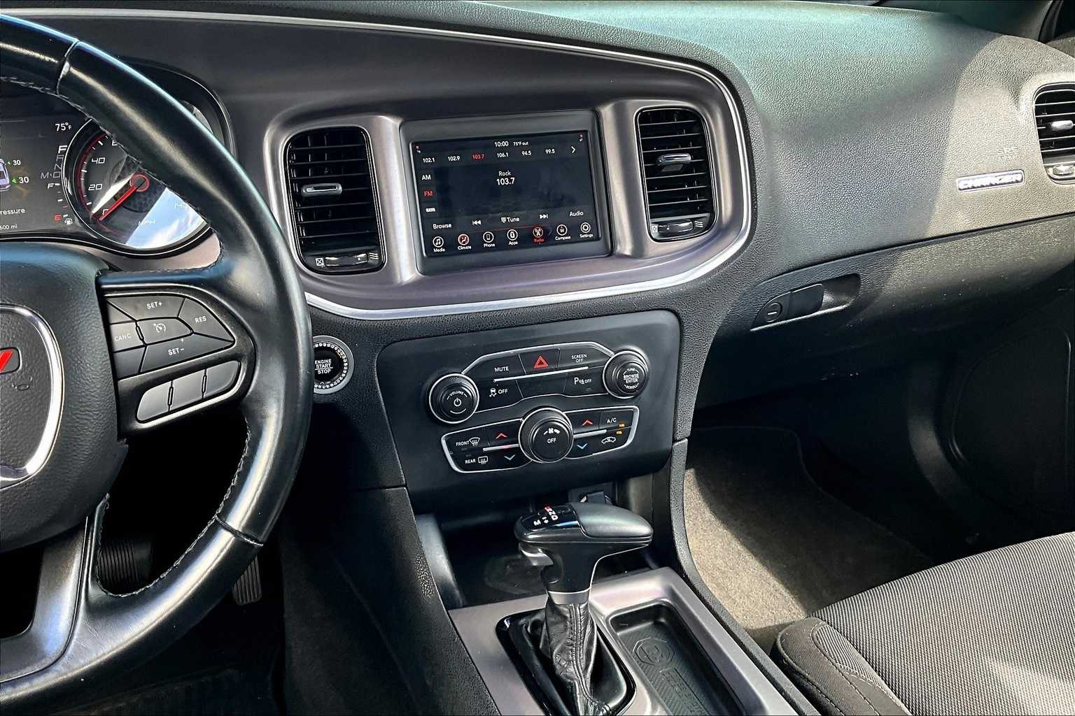 2020 Dodge Charger SXT 6