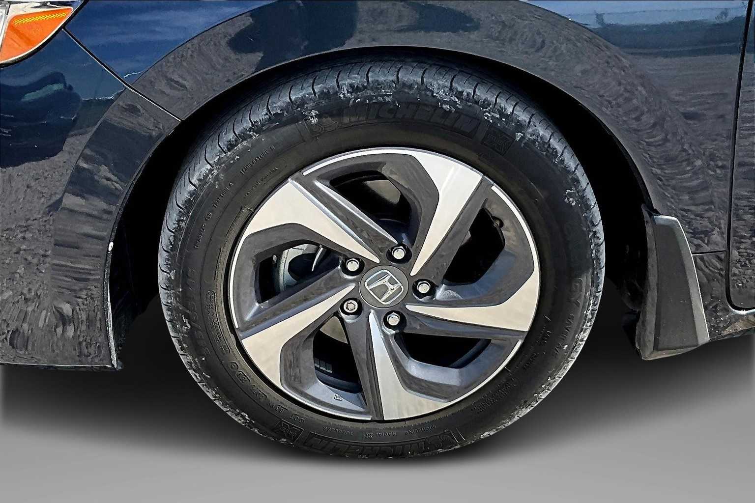 Thumbnail: 2019 Honda Insight - 8