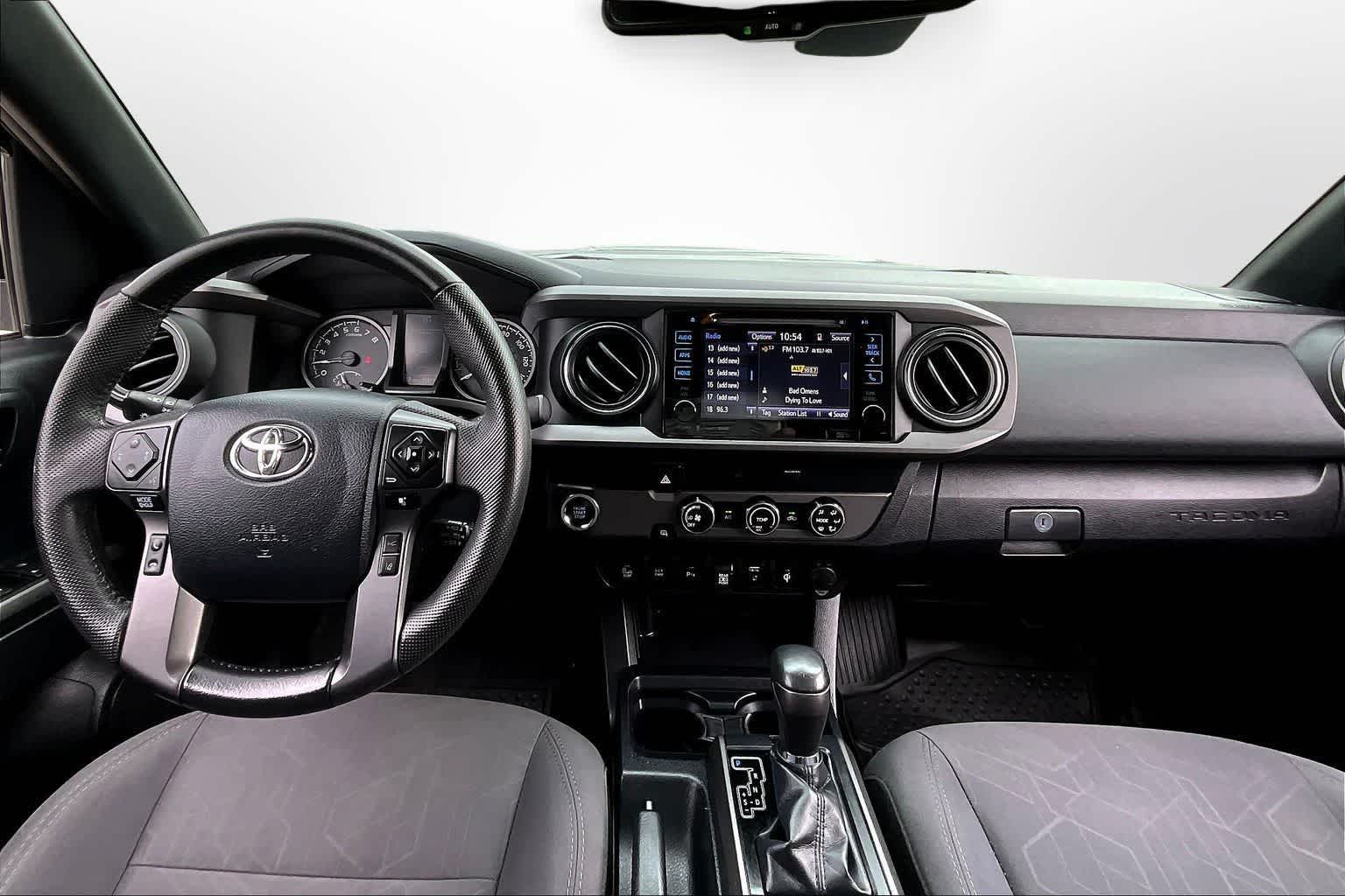 Thumbnail: 2019 Toyota Tacoma - 13