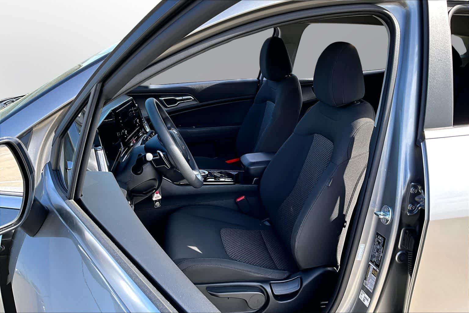 Thumbnail: 2024 Kia Sportage - 24