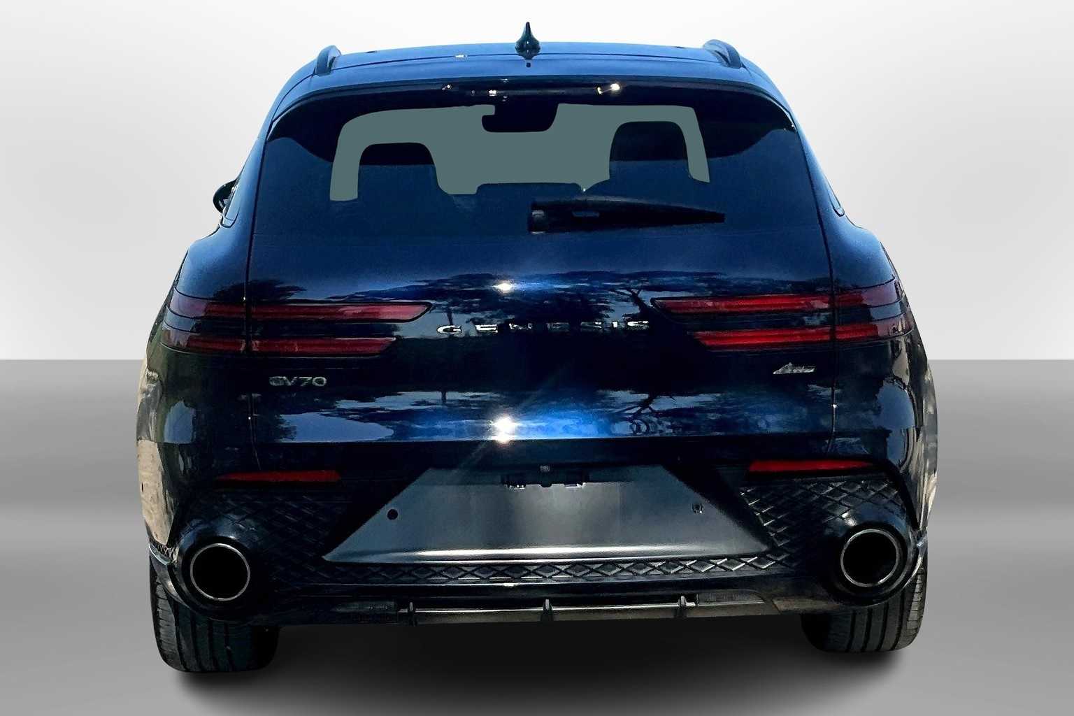 Thumbnail: 2022 Genesis GV70 - 4