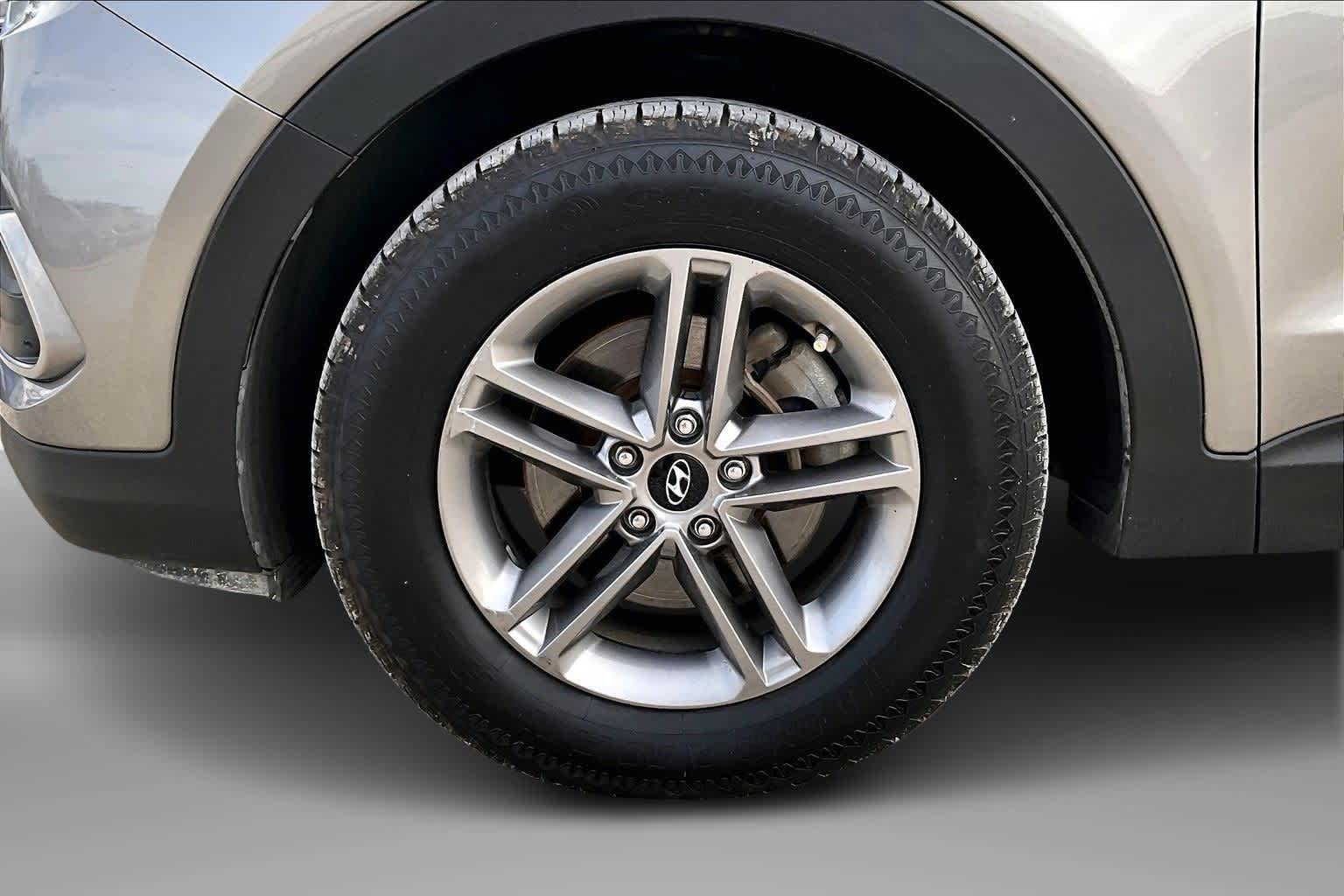 Thumbnail: 2018 Hyundai Santa Fe - 8