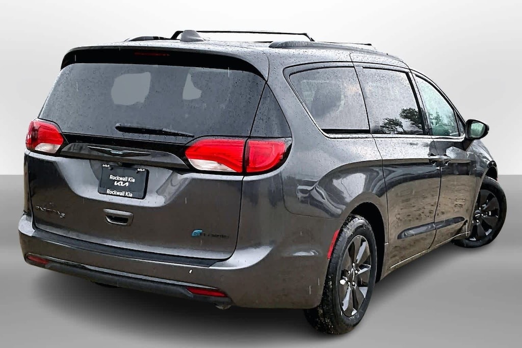 Used 2019 Chrysler Pacifica Hybrid Limited Van Passenger Van