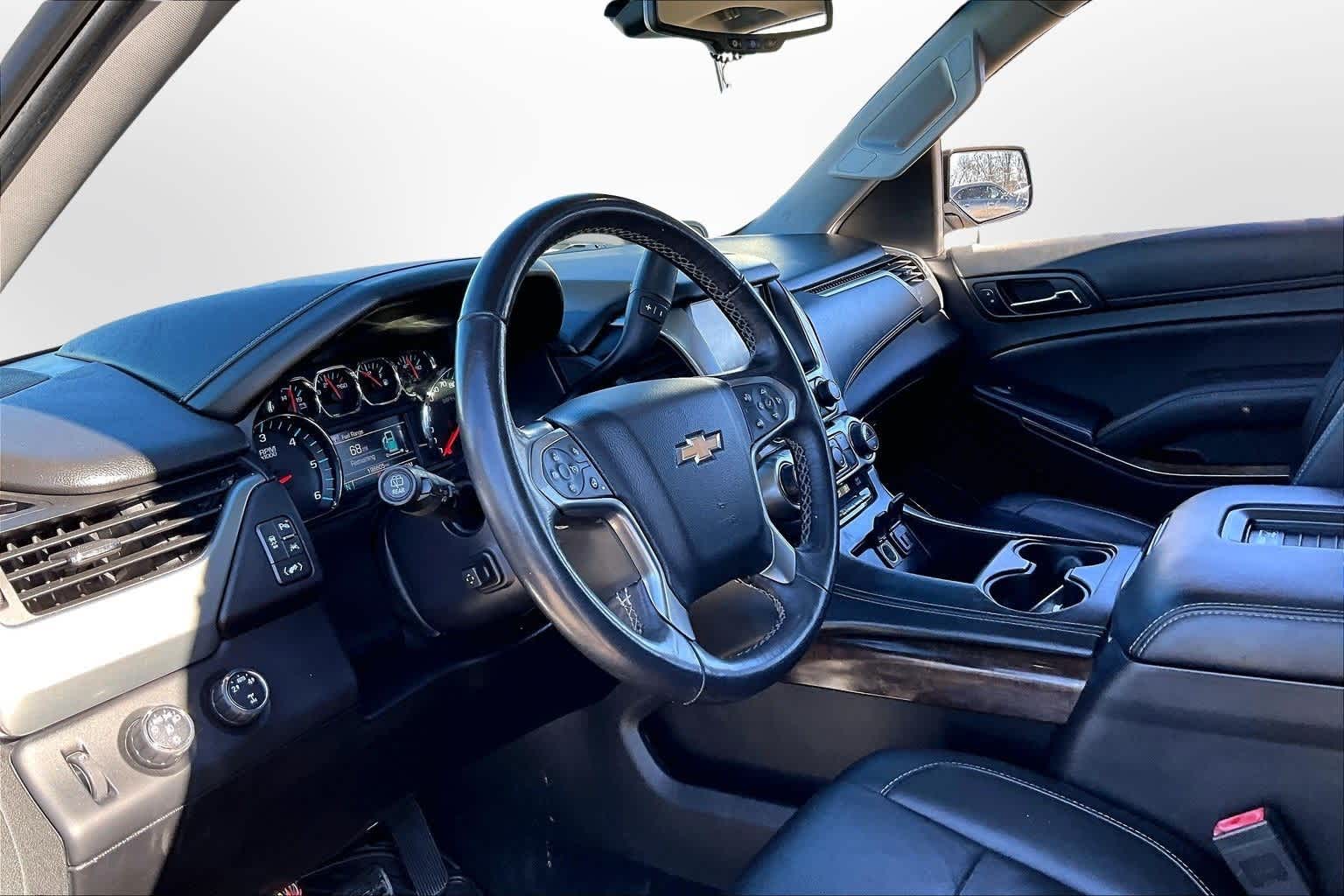 Thumbnail: 2016 Chevrolet Tahoe - 12