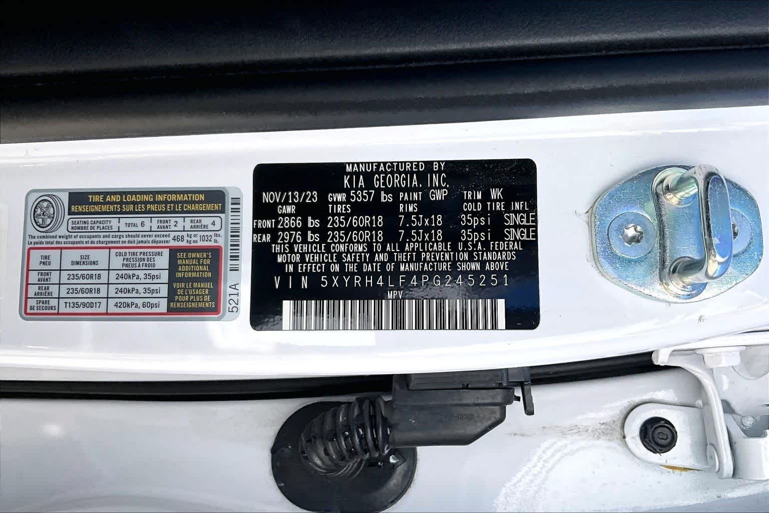 Thumbnail: 2023 Kia Sorento - 28