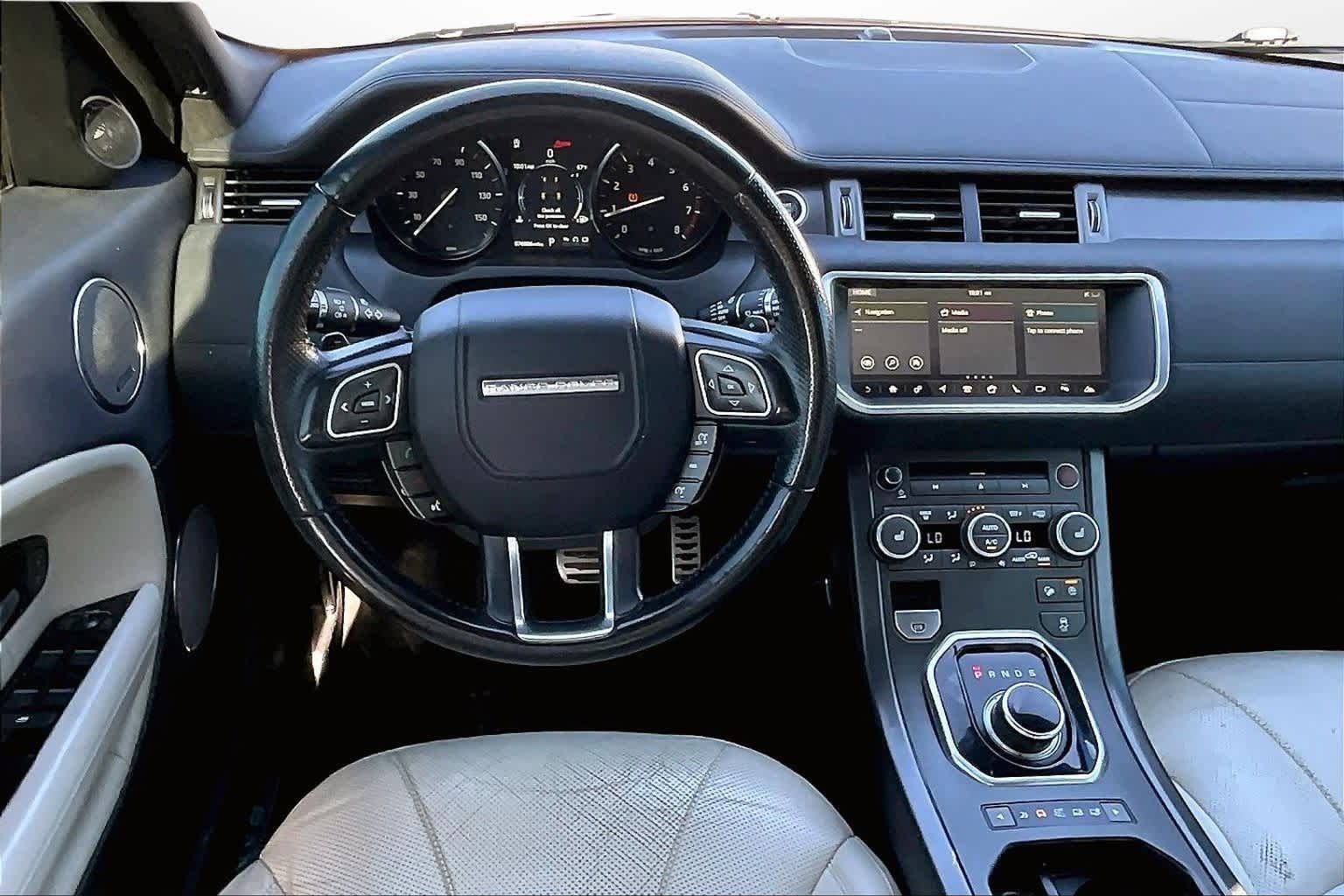 Thumbnail: 2019 Land Rover Range Rover Evoque - 5