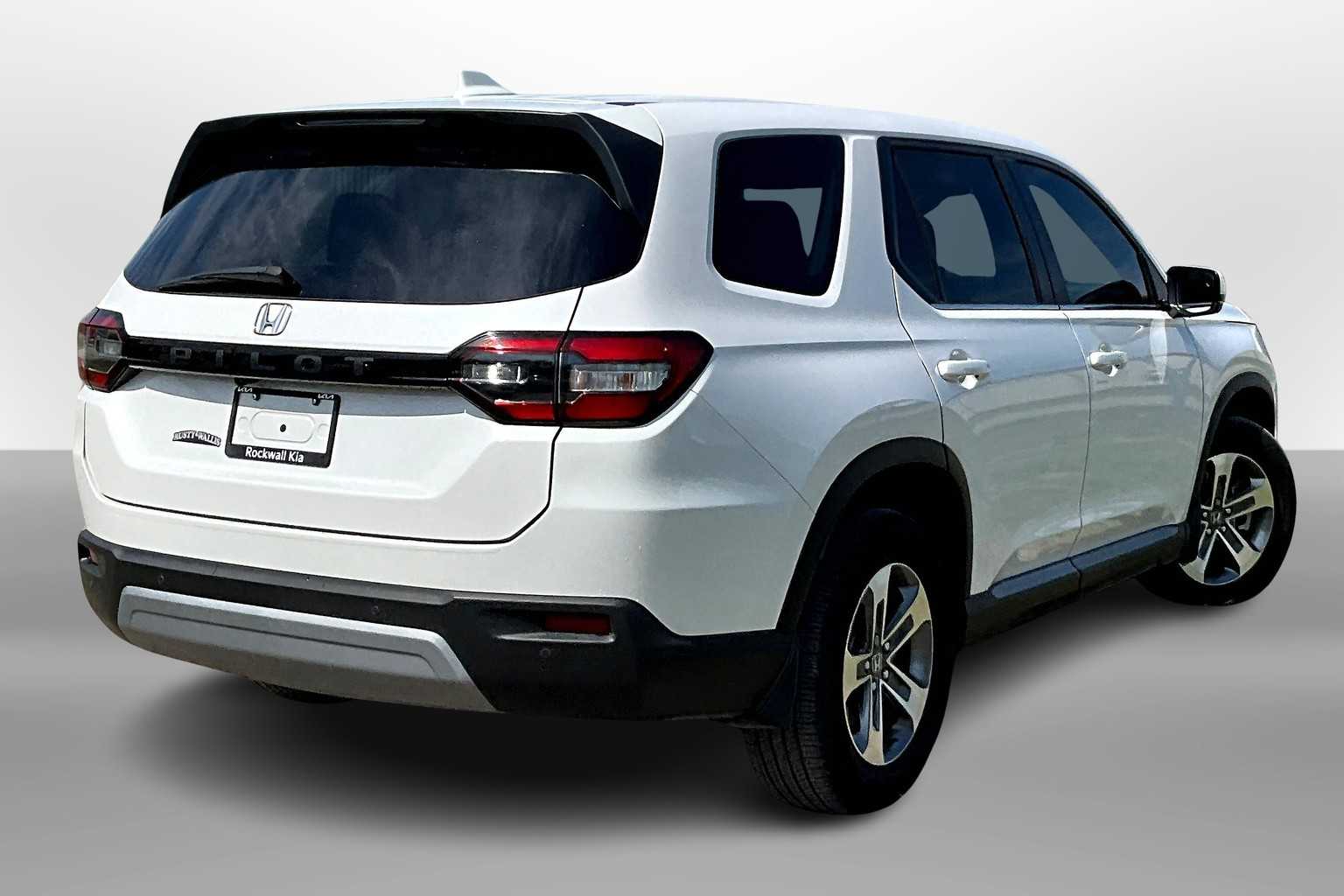 Thumbnail: 2024 Honda Pilot - 2