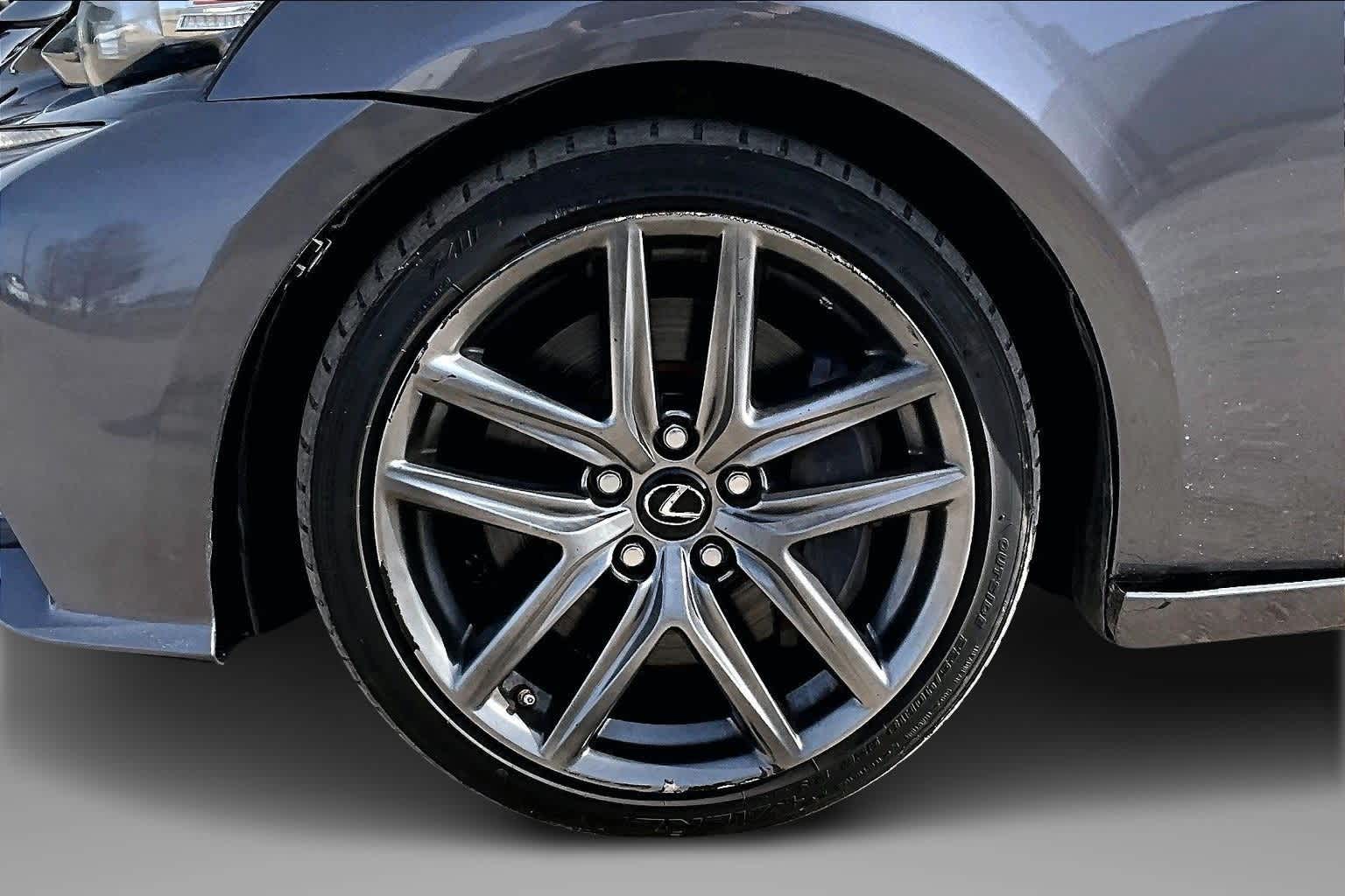 Thumbnail: 2016 Lexus IS - 8