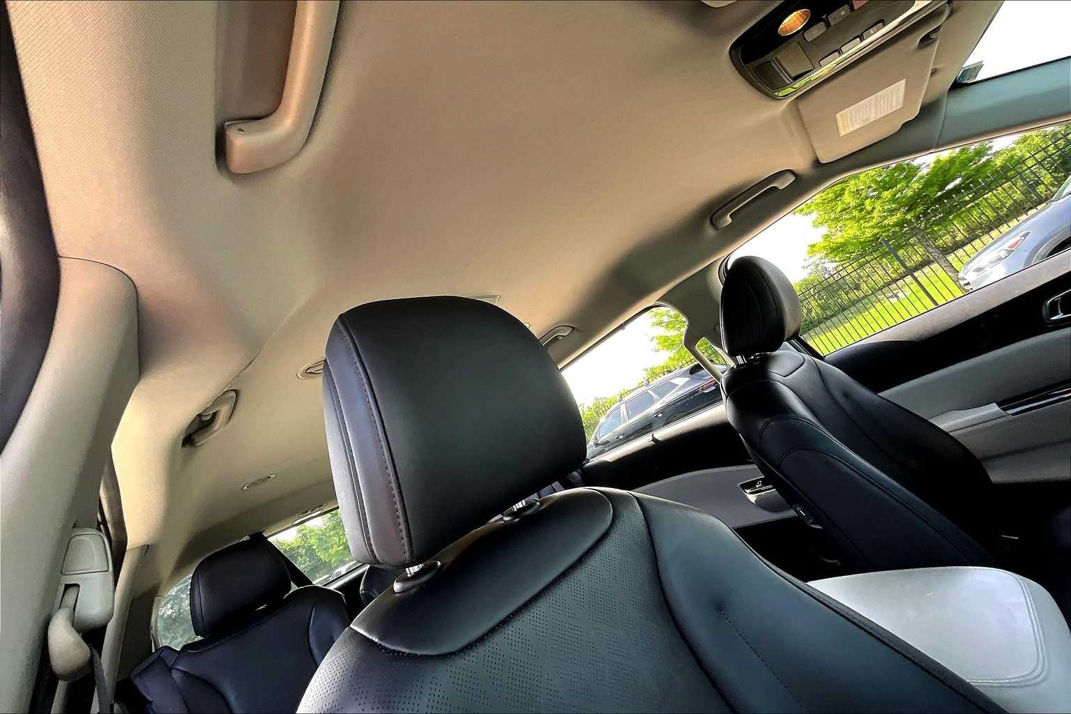 Thumbnail: 2024 Kia Carnival - 16