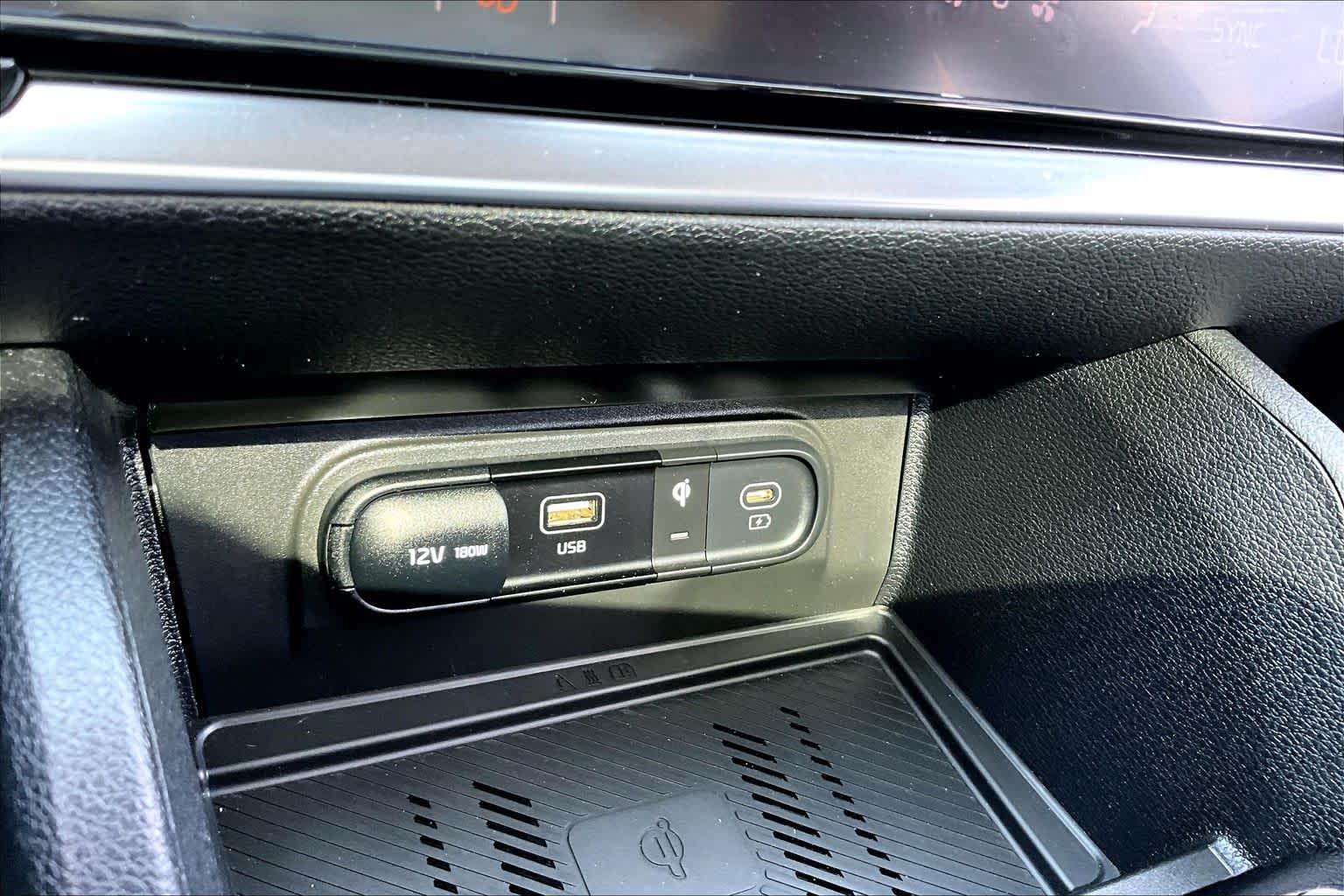 Thumbnail: 2024 Kia Sportage - 21