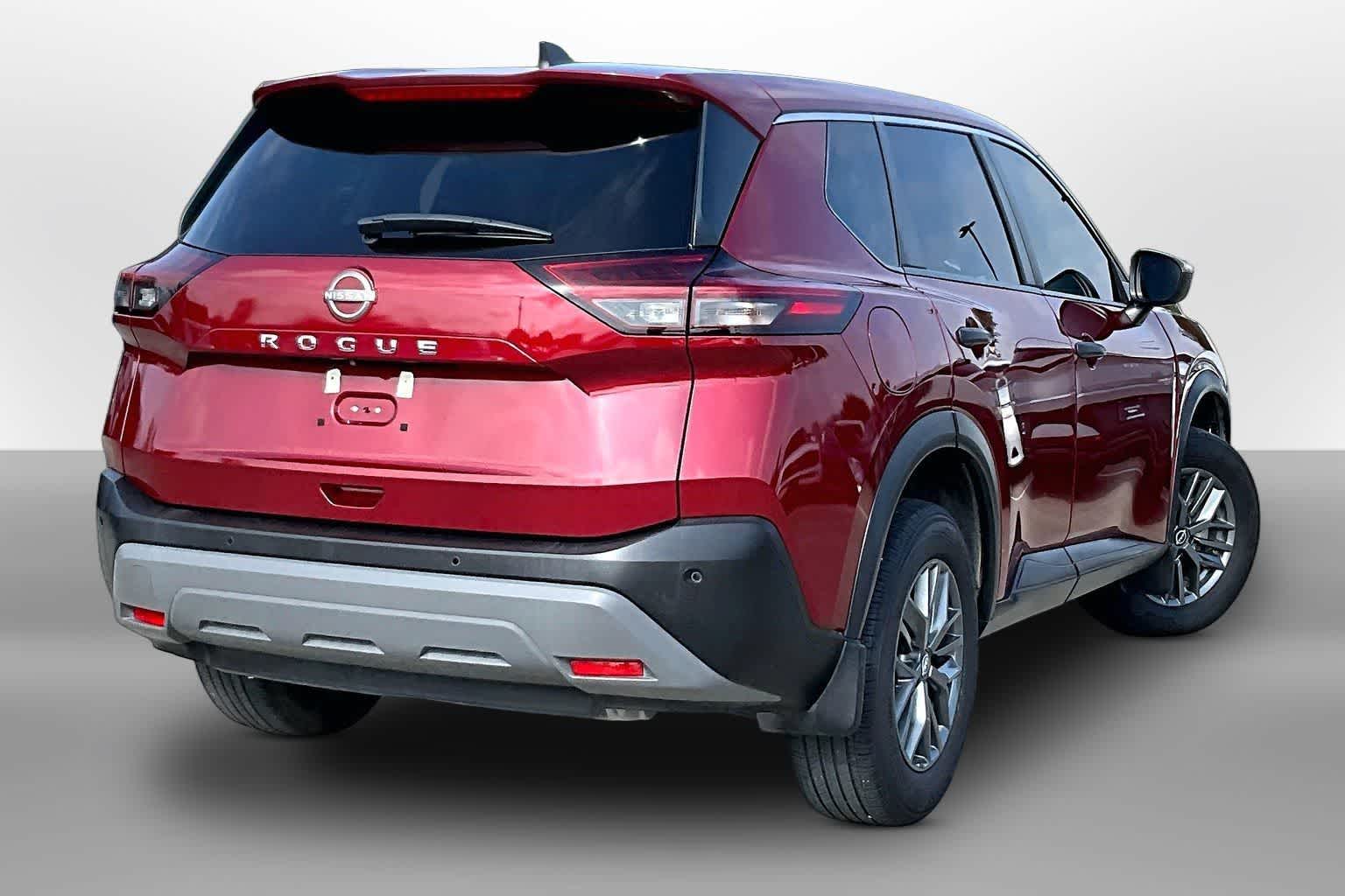 Thumbnail: 2022 Nissan Rogue - 2