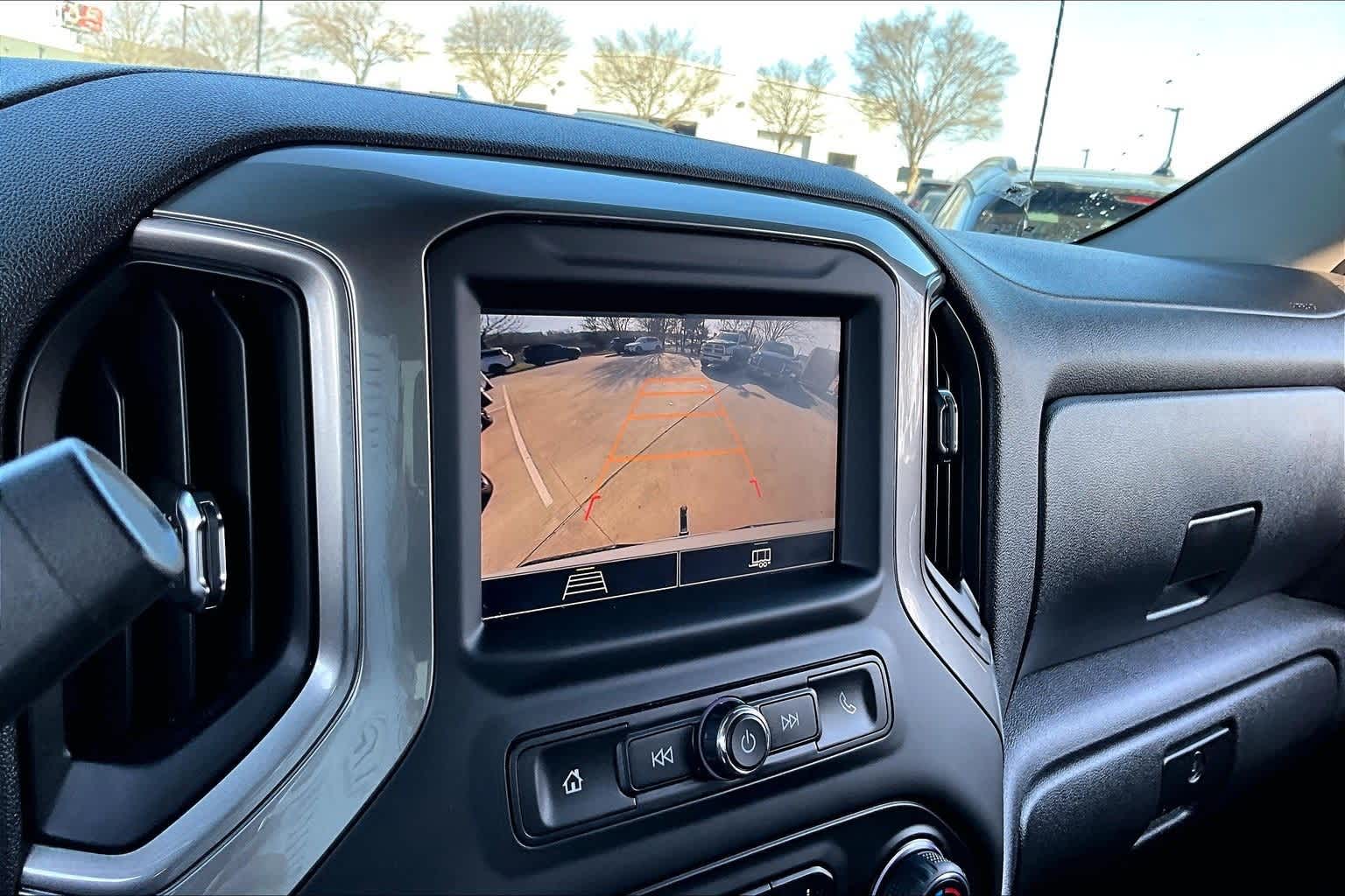 Thumbnail: 2025 Chevrolet Silverado 1500 - 20