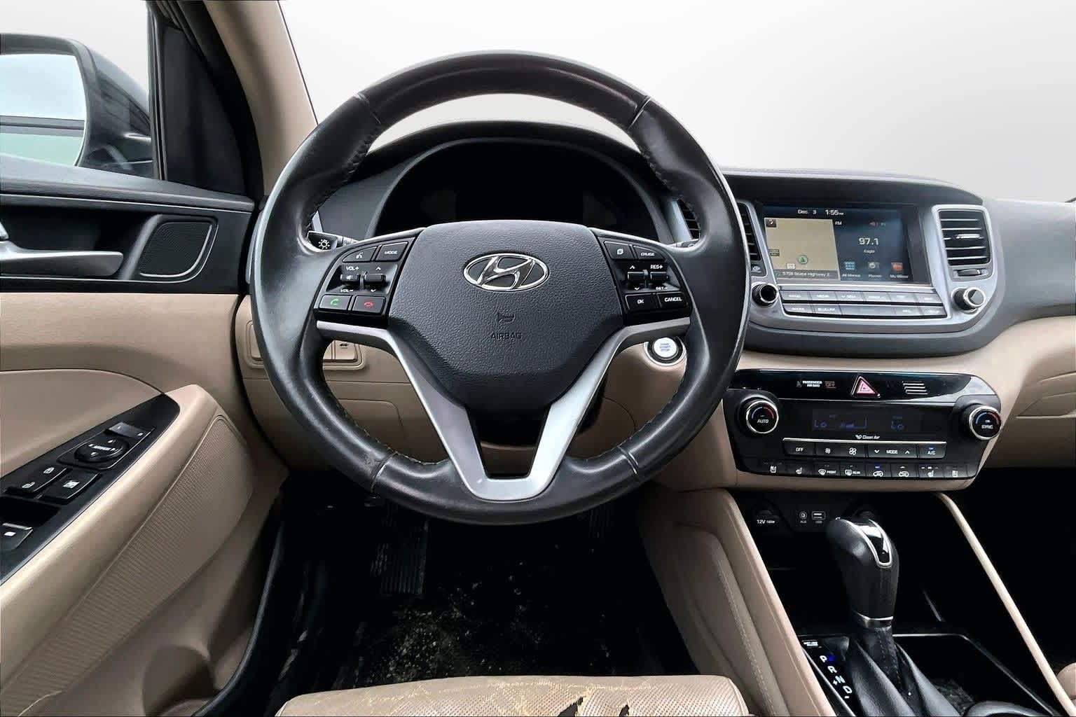 Thumbnail: 2016 Hyundai Tucson - 5