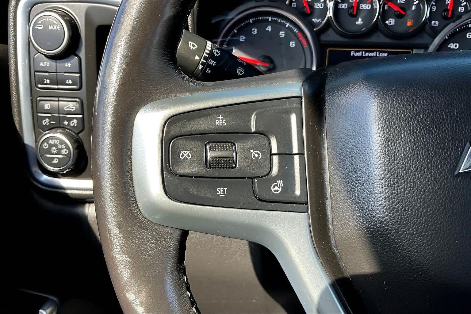 Thumbnail: 2020 Chevrolet Silverado 1500 - 19