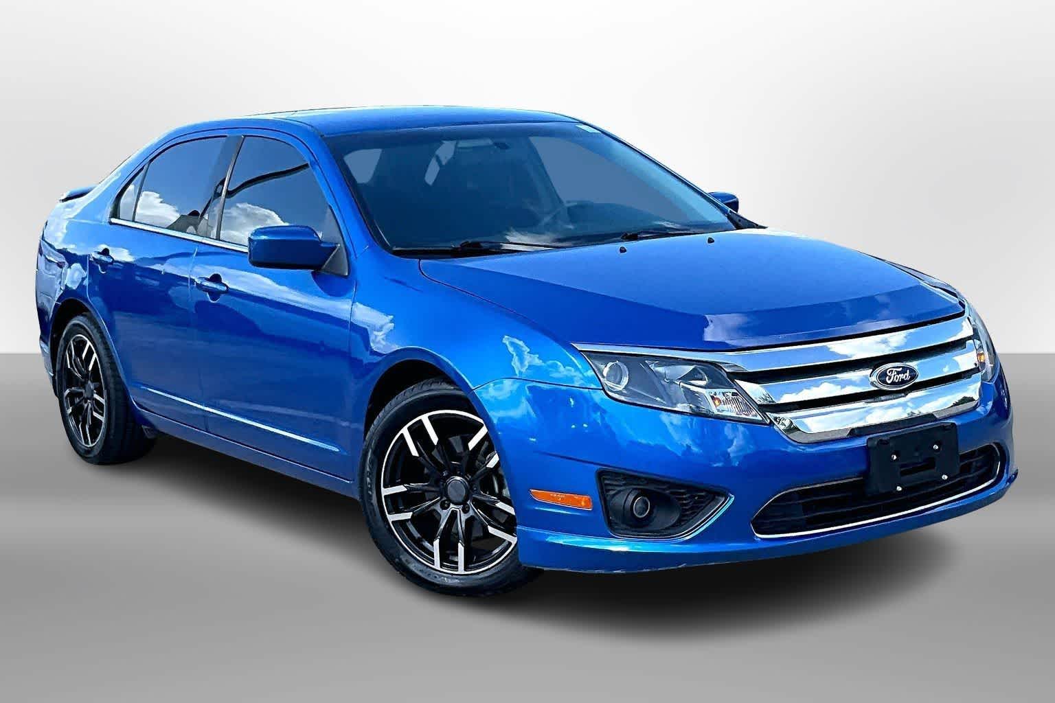 Thumbnail: 2011 Ford Fusion - 10