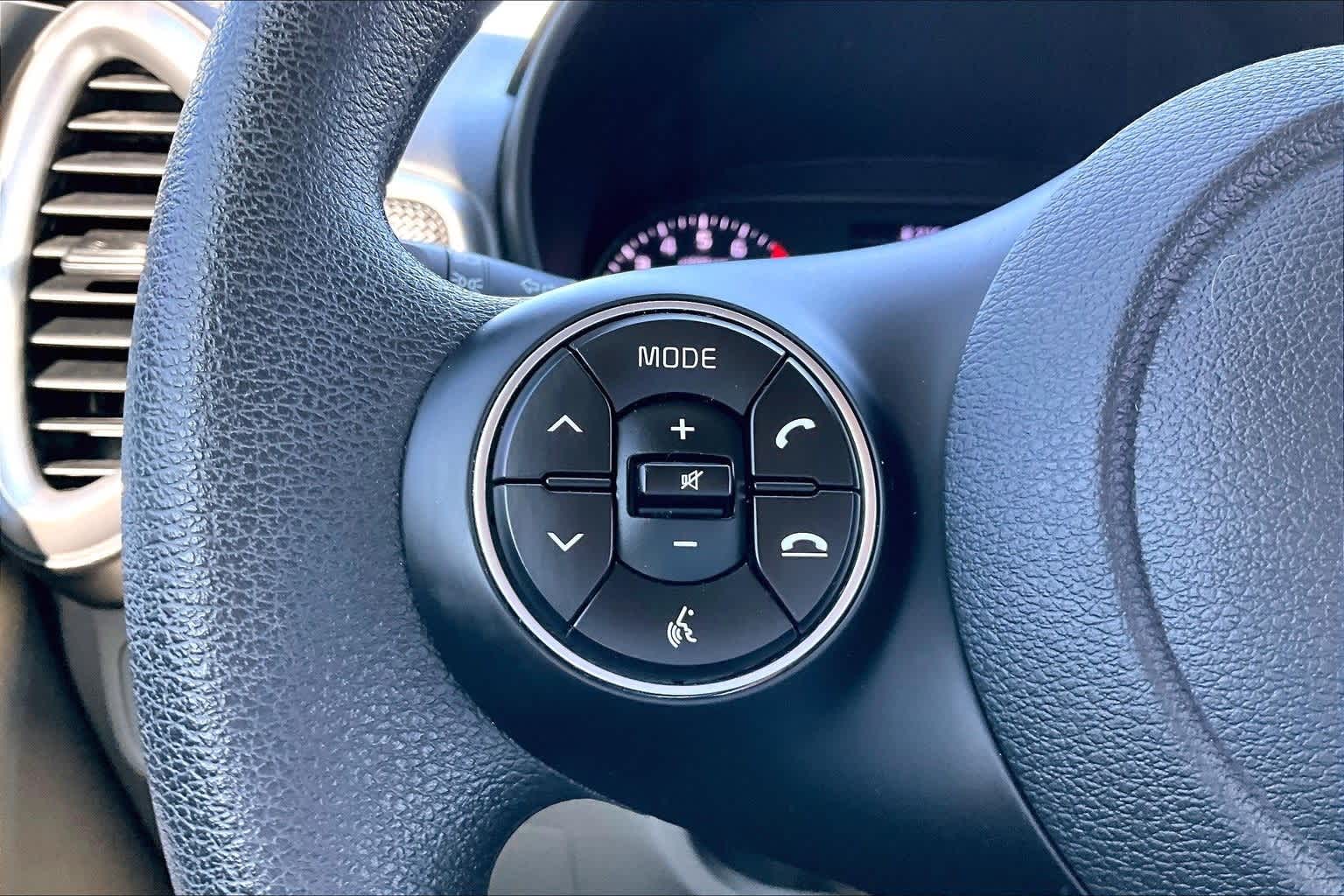 Thumbnail: 2022 Kia Soul - 19