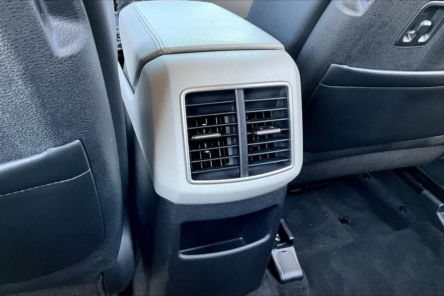 Thumbnail: 2023 Kia Sportage - 24