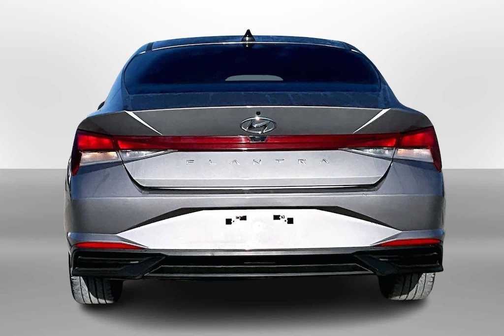 Used 2023 Hyundai Elantra SEL Sedan