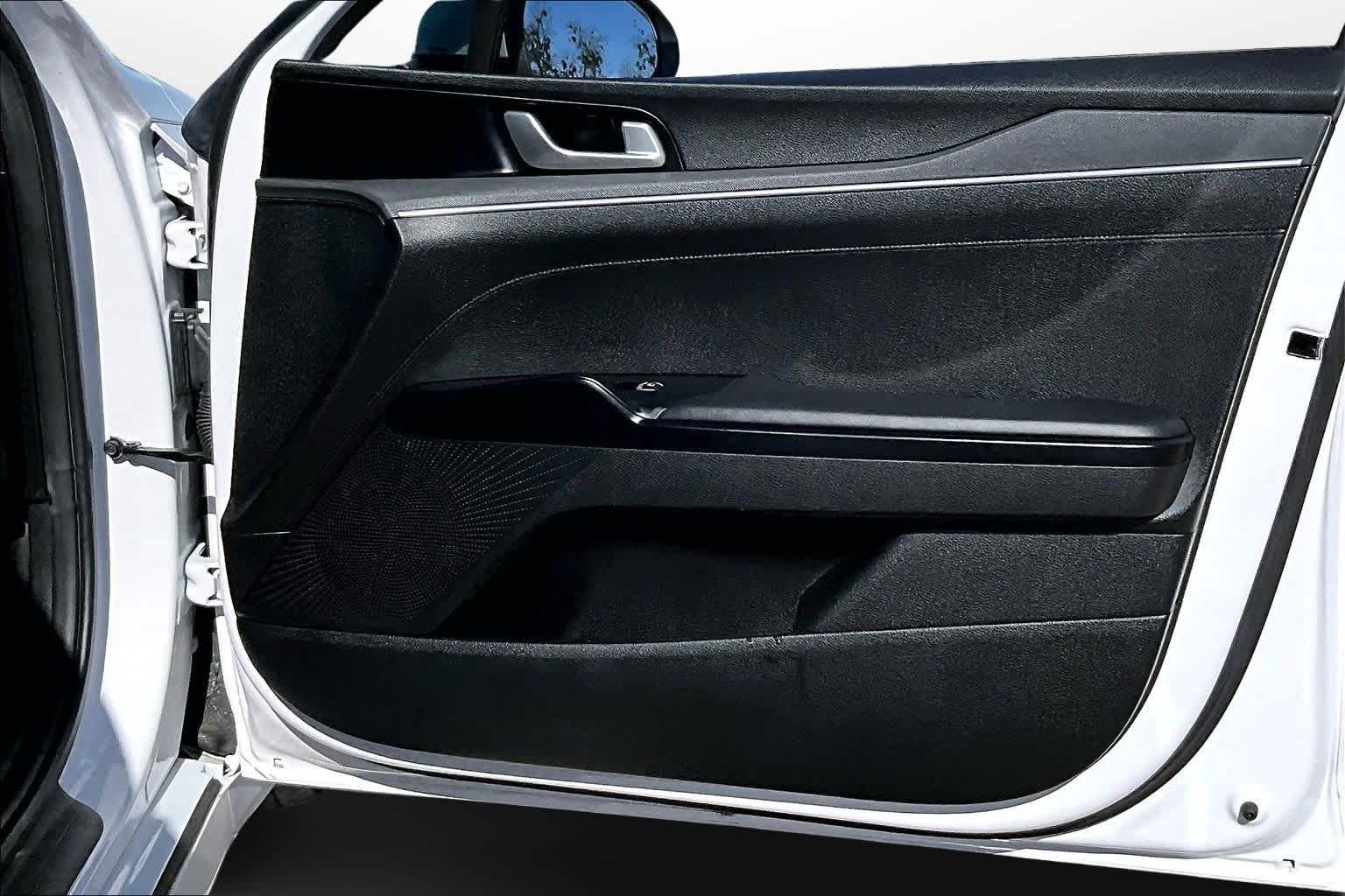 Thumbnail: 2022 Kia K5 - 18