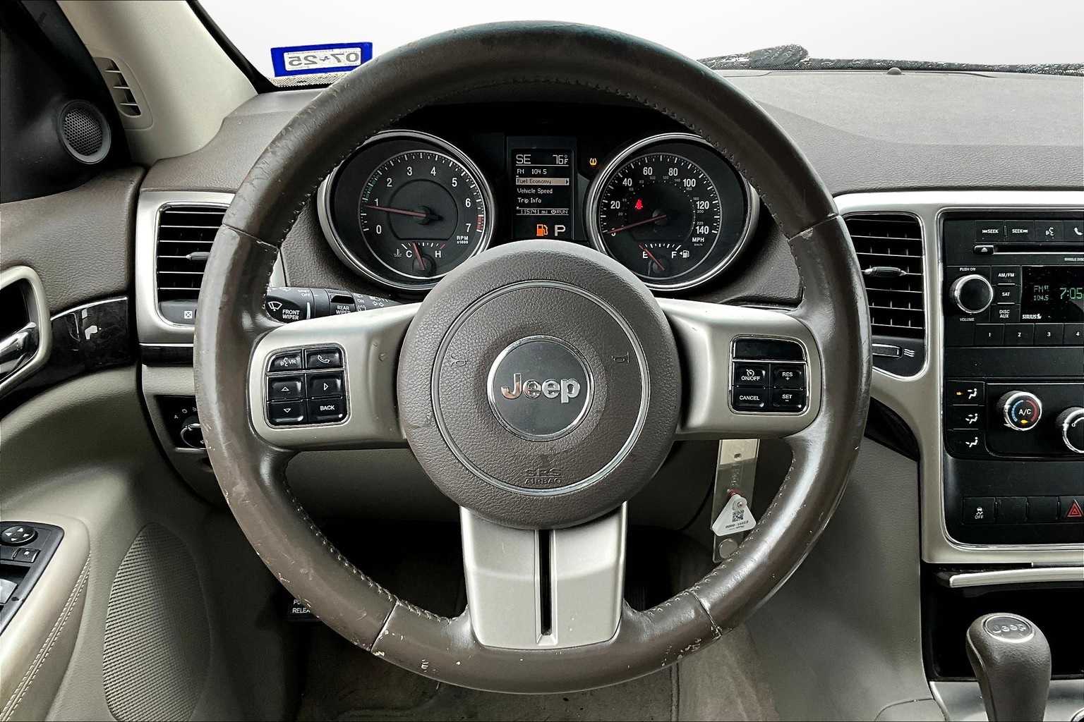 Thumbnail: 2011 Jeep Grand Cherokee - 5