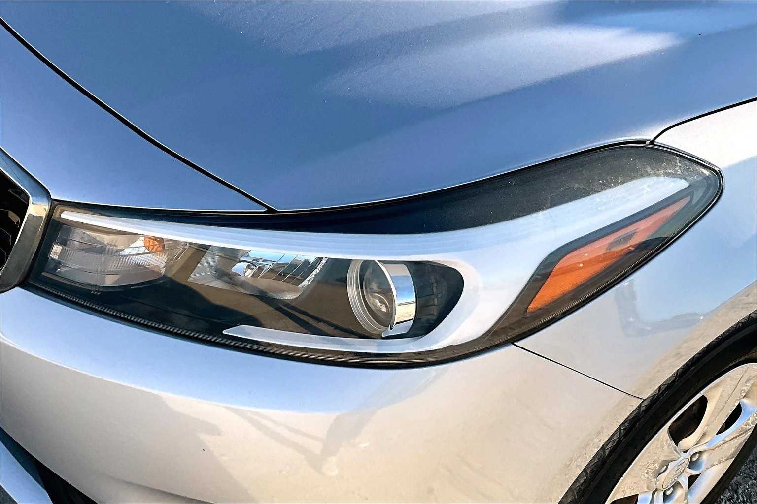 Thumbnail: 2018 Kia Forte - 28