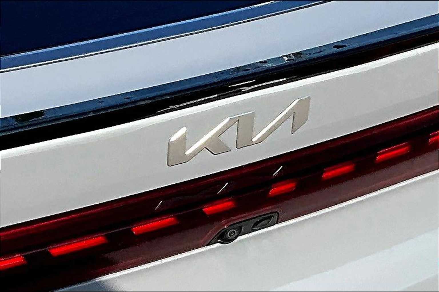 Thumbnail: 2023 Kia K5 - 30