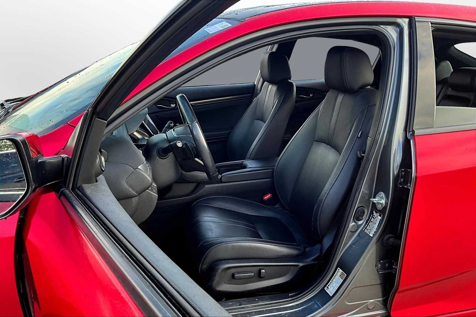 2018 Honda Civic Sport Touring 24
