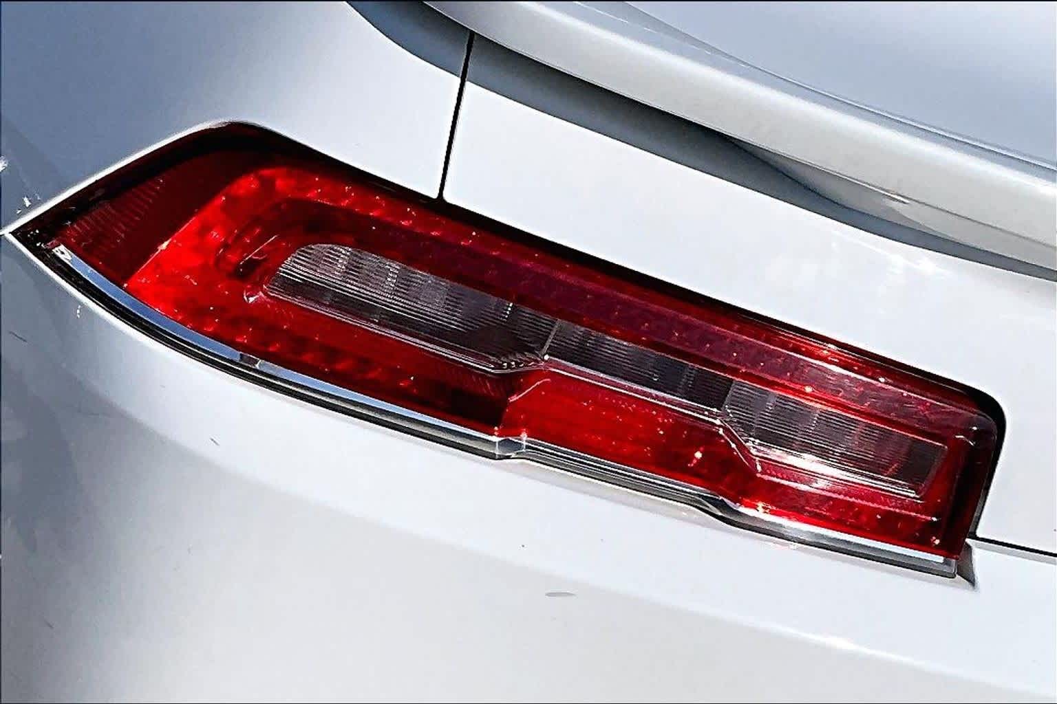 Thumbnail: 2014 Chevrolet Camaro - 25