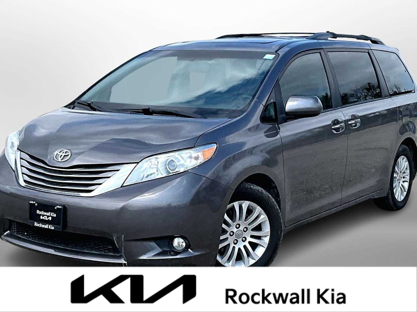 2017 Toyota Sienna XLE -
                  Rockwall, TX