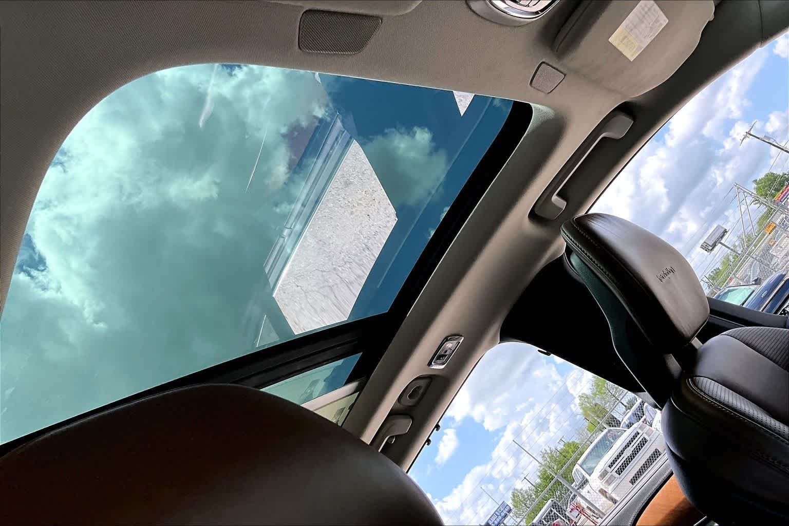 Thumbnail: 2020 Volvo XC90 - 16