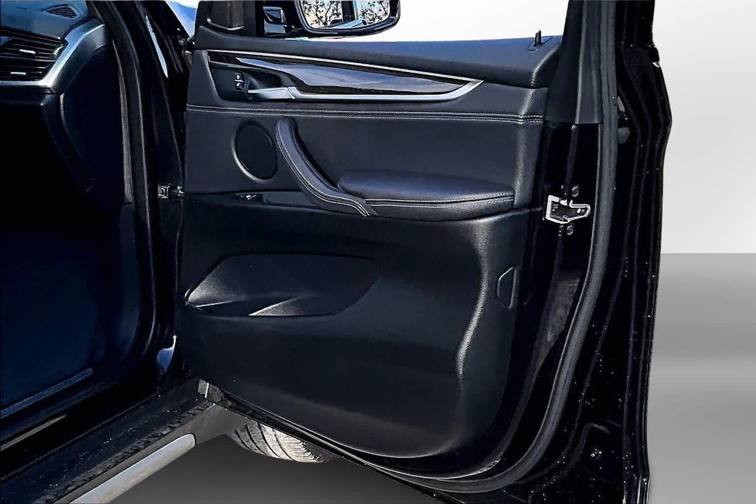 Thumbnail: 2018 BMW X5 - 17