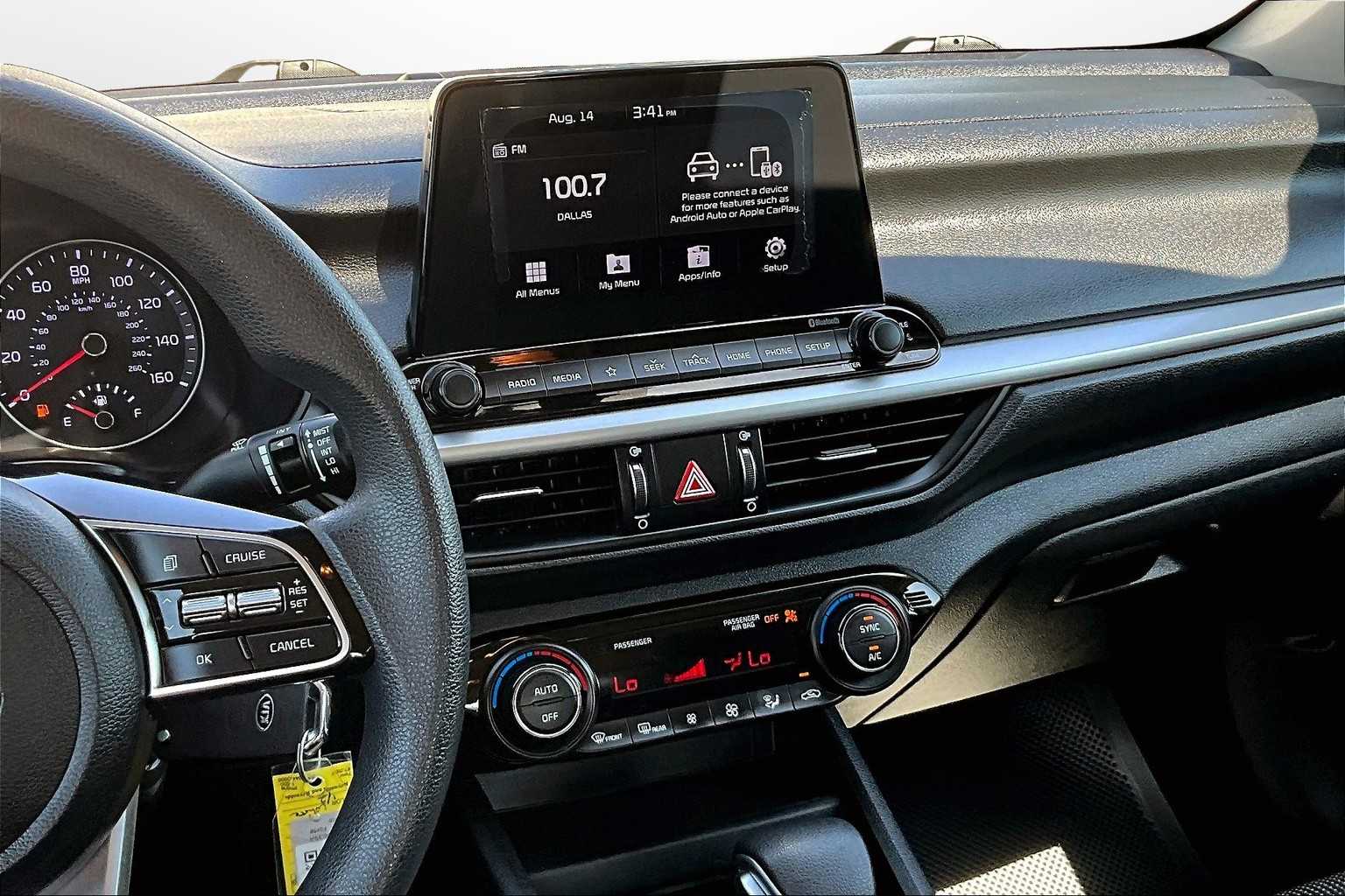 Thumbnail: 2019 Kia Forte - 6