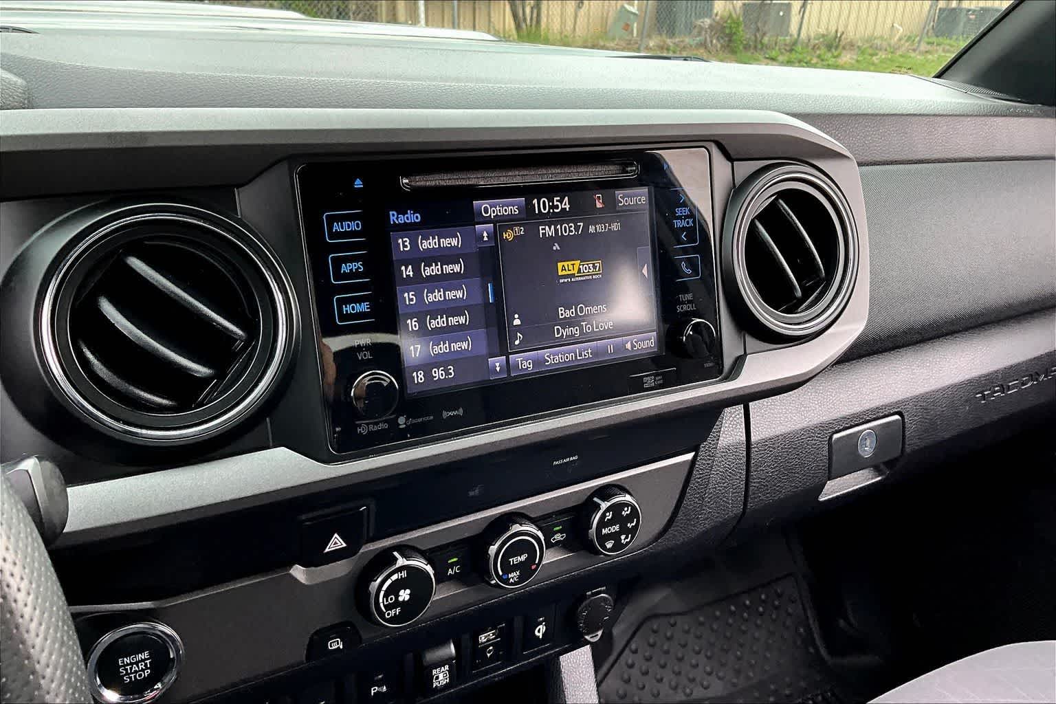 Thumbnail: 2019 Toyota Tacoma - 5