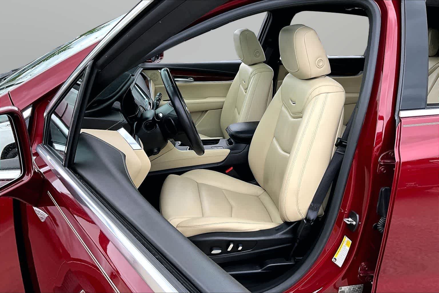Thumbnail: 2018 Cadillac XT5 - 23