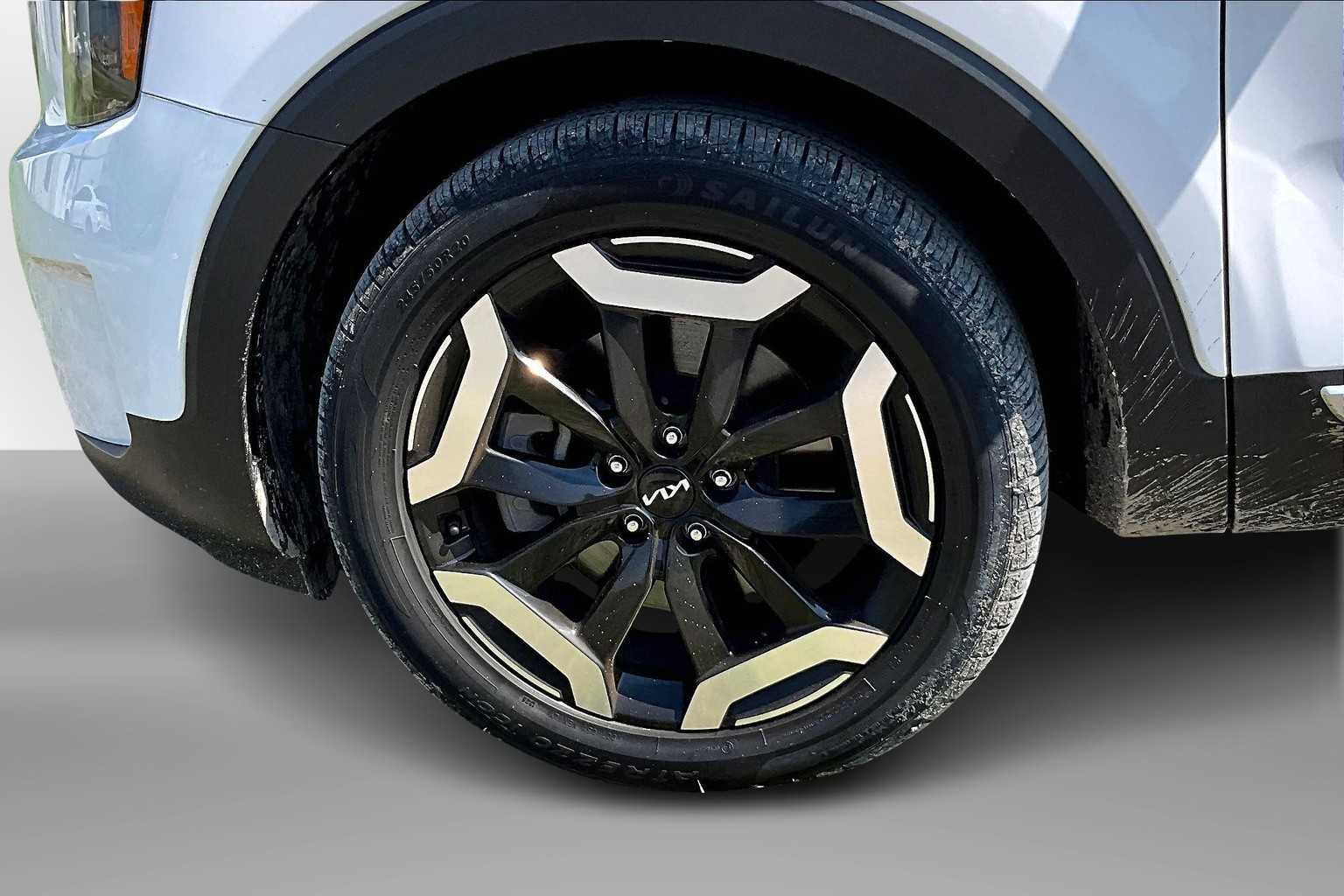 Thumbnail: 2023 Kia Telluride - 8