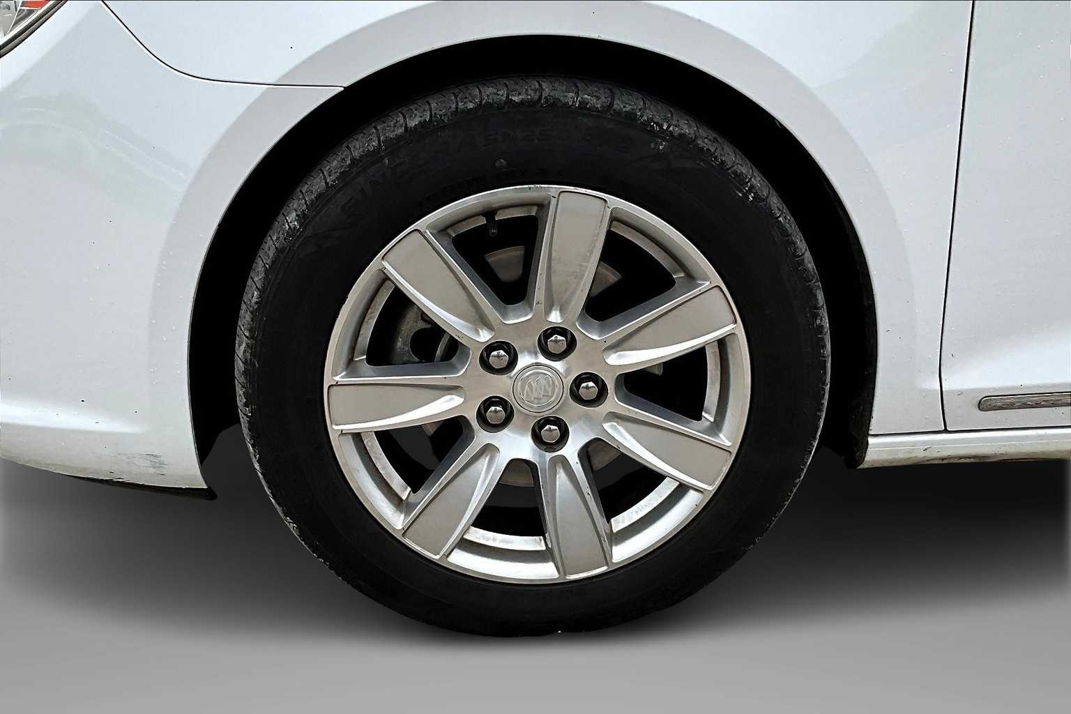Thumbnail: 2012 Buick LaCrosse - 8