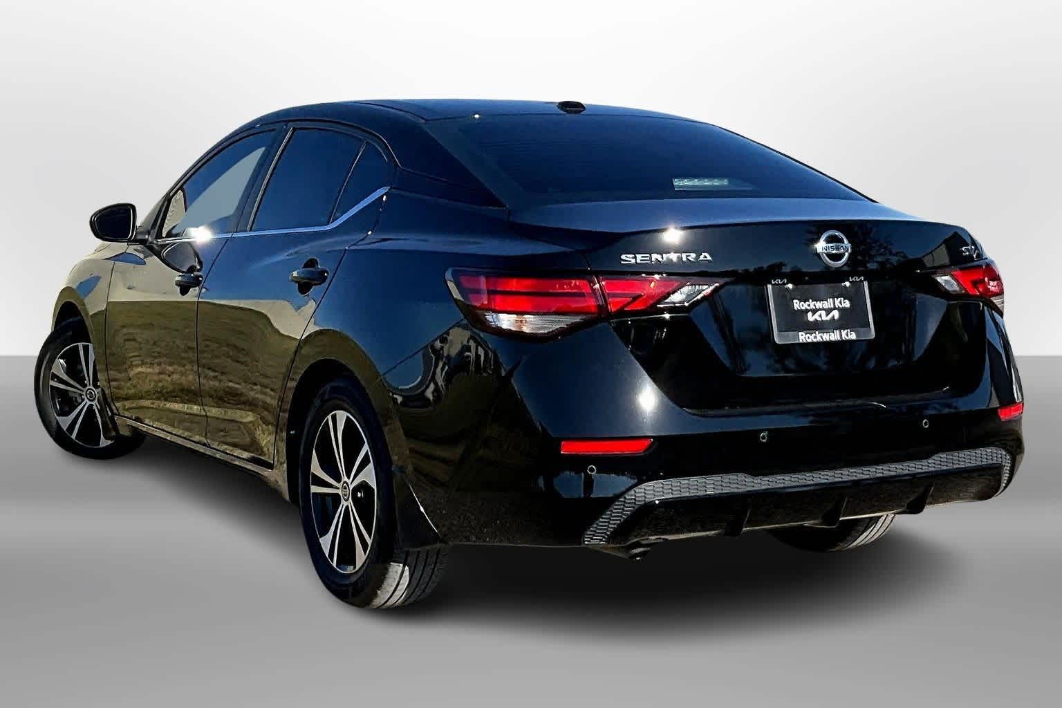Thumbnail: 2022 Nissan Sentra - 11