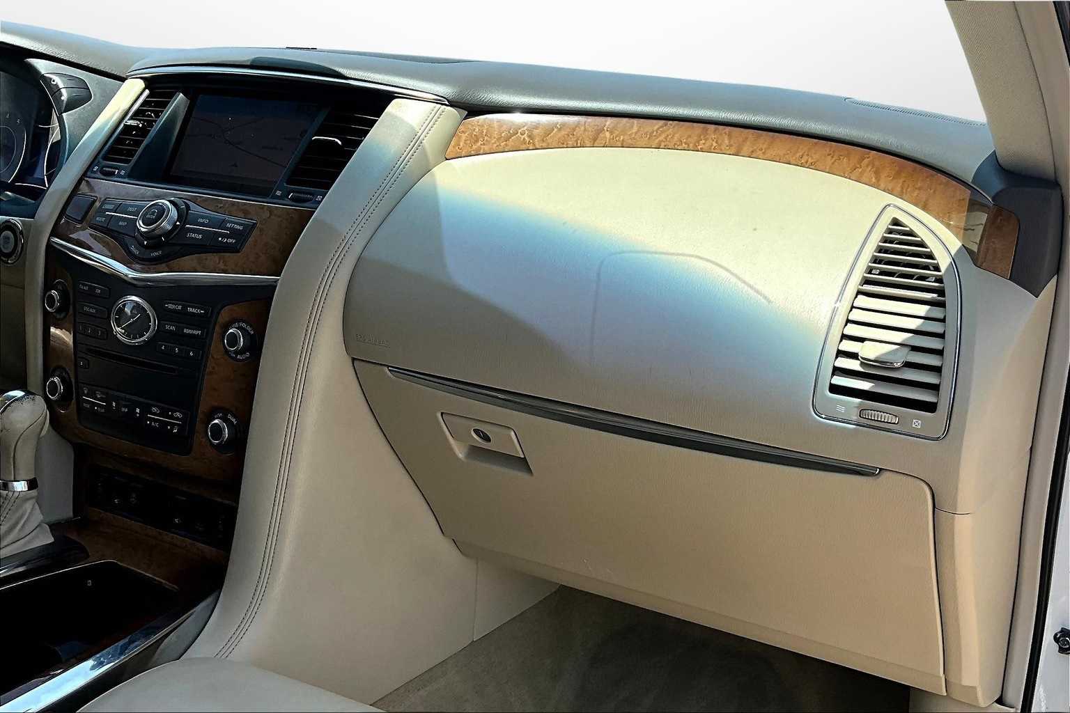 Thumbnail: 2013 INFINITI QX56 - 15